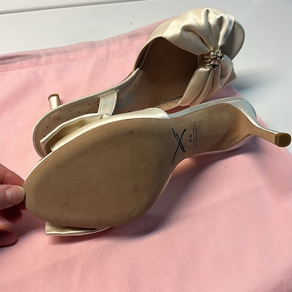 Kate spade happily heels in size 9 - Picture 6 of 6